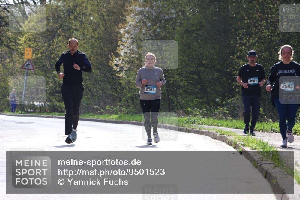 12.04.2026 - 45. Internationalen Wilhelmsburger Insellauf Yannick Fuchs http://msf.ph/oto/9501523 12.04.2026 11:22:55 Laufen 2161, 4981, 2564 meine-sportfotos.de