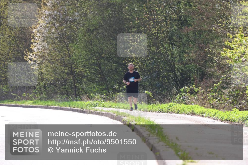 12.04.2026 - 45. Internationalen Wilhelmsburger Insellauf Yannick Fuchs http://msf.ph/oto/9501550 12.04.2026 11:23:43 Laufen 2722 meine-sportfotos.de
