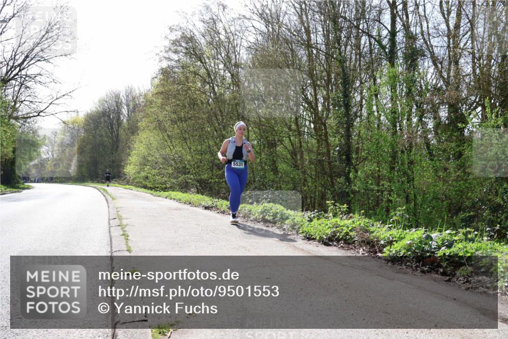 12.04.2026 - 45. Internationalen Wilhelmsburger Insellauf Yannick Fuchs http://msf.ph/oto/9501553 12.04.2026 11:23:49 Laufen 5531 meine-sportfotos.de