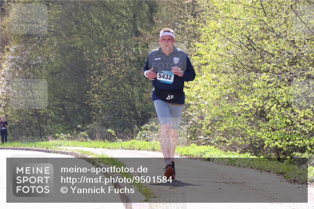 12.04.2026 - 45. Internationalen Wilhelmsburger Insellauf Yannick Fuchs http://msf.ph/oto/9501584 12.04.2026 11:24:53 Laufen 5432 meine-sportfotos.de