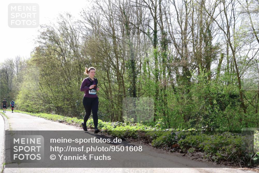 12.04.2026 - 45. Internationalen Wilhelmsburger Insellauf Yannick Fuchs http://msf.ph/oto/9501608 12.04.2026 11:25:29 Laufen 4449 meine-sportfotos.de