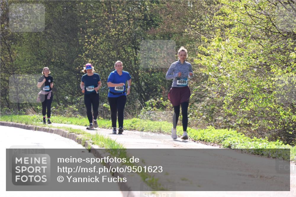 12.04.2026 - 45. Internationalen Wilhelmsburger Insellauf Yannick Fuchs http://msf.ph/oto/9501623 12.04.2026 11:27:32 Laufen 2663, 2904, 4688, 4685 meine-sportfotos.de