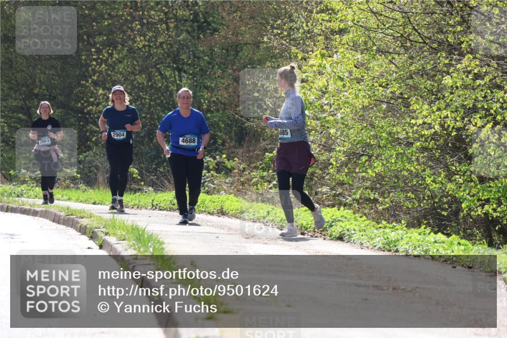 12.04.2026 - 45. Internationalen Wilhelmsburger Insellauf Yannick Fuchs http://msf.ph/oto/9501624 12.04.2026 11:27:34 Laufen 2663, 2904, 685, 4688 meine-sportfotos.de