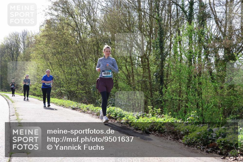 12.04.2026 - 45. Internationalen Wilhelmsburger Insellauf Yannick Fuchs http://msf.ph/oto/9501637 12.04.2026 11:27:46 Laufen 4688, 4685 meine-sportfotos.de