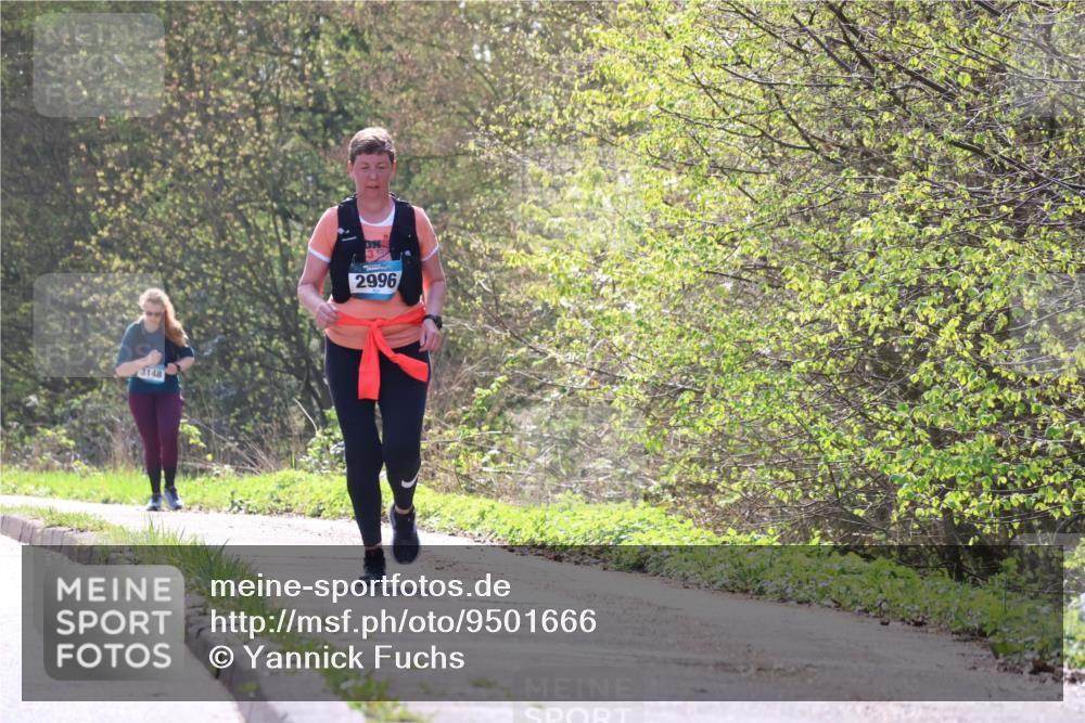 12.04.2026 - 45. Internationalen Wilhelmsburger Insellauf Yannick Fuchs http://msf.ph/oto/9501666 12.04.2026 11:28:24 Laufen 3148, 2996 meine-sportfotos.de