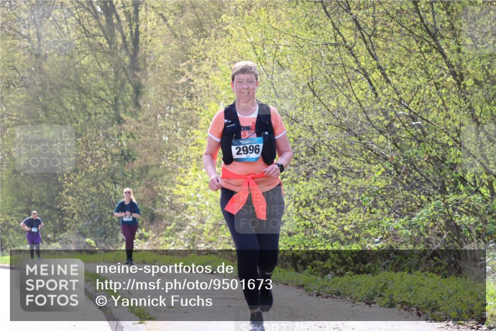 12.04.2026 - 45. Internationalen Wilhelmsburger Insellauf Yannick Fuchs http://msf.ph/oto/9501673 12.04.2026 11:28:30 Laufen 2996 meine-sportfotos.de