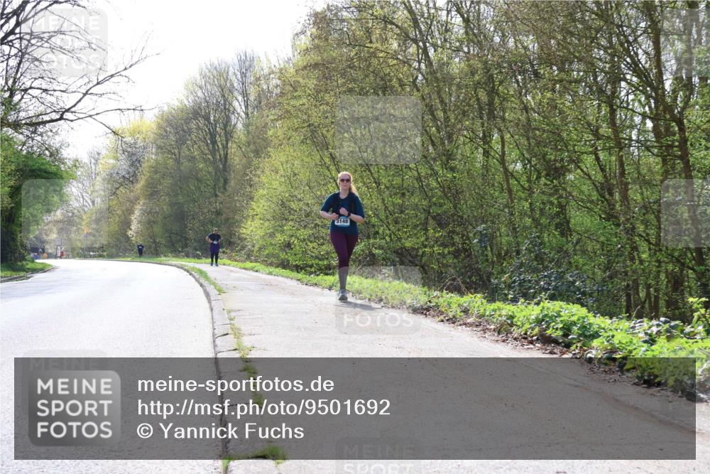 12.04.2026 - 45. Internationalen Wilhelmsburger Insellauf Yannick Fuchs http://msf.ph/oto/9501692 12.04.2026 11:28:46 Laufen 3148 meine-sportfotos.de