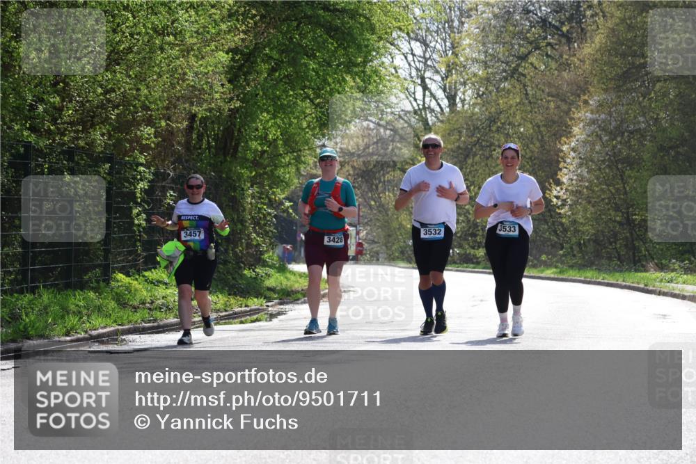 12.04.2026 - 45. Internationalen Wilhelmsburger Insellauf Yannick Fuchs http://msf.ph/oto/9501711 12.04.2026 11:30:14 Laufen 3457, 3428, 3532, 3533 meine-sportfotos.de