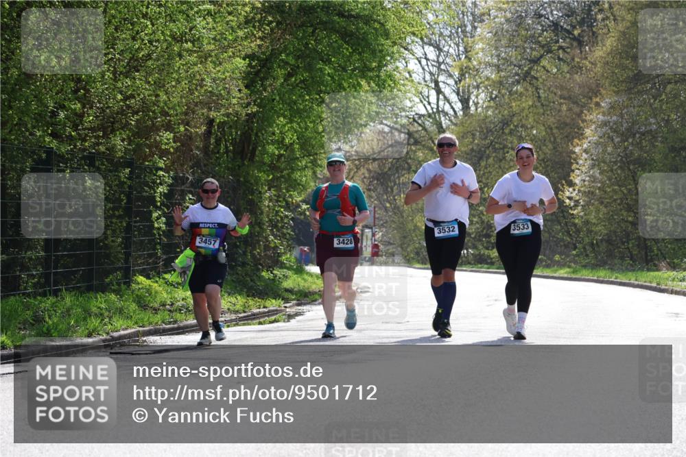 12.04.2026 - 45. Internationalen Wilhelmsburger Insellauf Yannick Fuchs http://msf.ph/oto/9501712 12.04.2026 11:30:14 Laufen 3532, 3533, 3457, 3428 meine-sportfotos.de