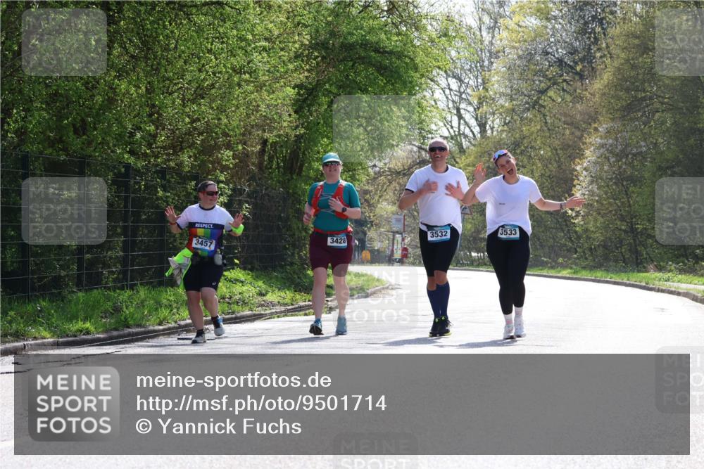 12.04.2026 - 45. Internationalen Wilhelmsburger Insellauf Yannick Fuchs http://msf.ph/oto/9501714 12.04.2026 11:30:16 Laufen 3533, 3532, 3428, 3457 meine-sportfotos.de