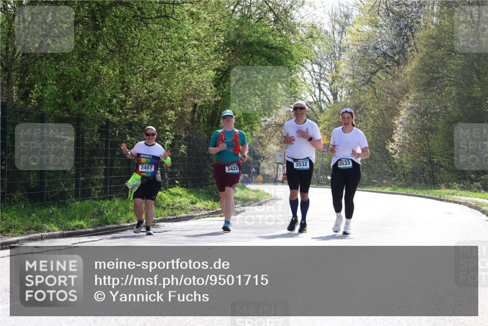 12.04.2026 - 45. Internationalen Wilhelmsburger Insellauf Yannick Fuchs http://msf.ph/oto/9501715 12.04.2026 11:30:16 Laufen 3457, 3428, 3532, 3533 meine-sportfotos.de
