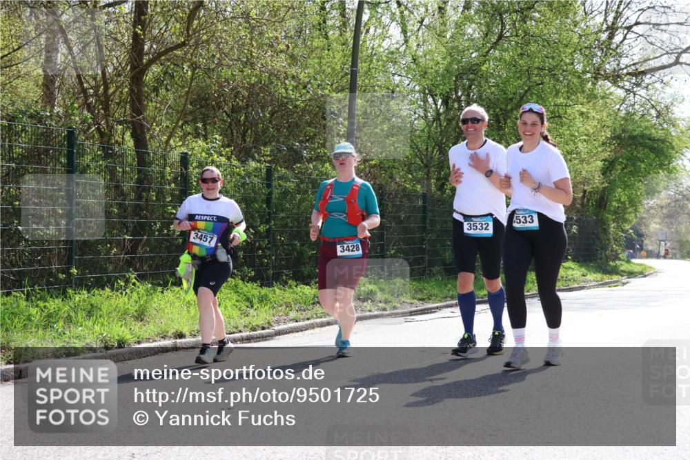 12.04.2026 - 45. Internationalen Wilhelmsburger Insellauf Yannick Fuchs http://msf.ph/oto/9501725 12.04.2026 11:30:21 Laufen 3457, 3428, 3532, 533 meine-sportfotos.de