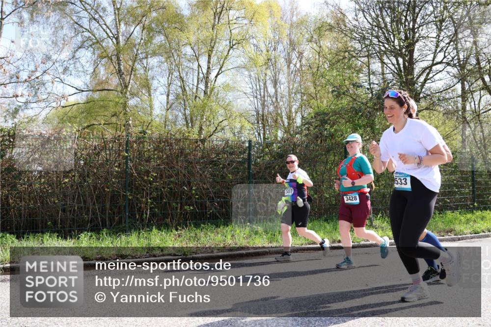 12.04.2026 - 45. Internationalen Wilhelmsburger Insellauf Yannick Fuchs http://msf.ph/oto/9501736 12.04.2026 11:30:24 Laufen 3457, 3428, 533 meine-sportfotos.de