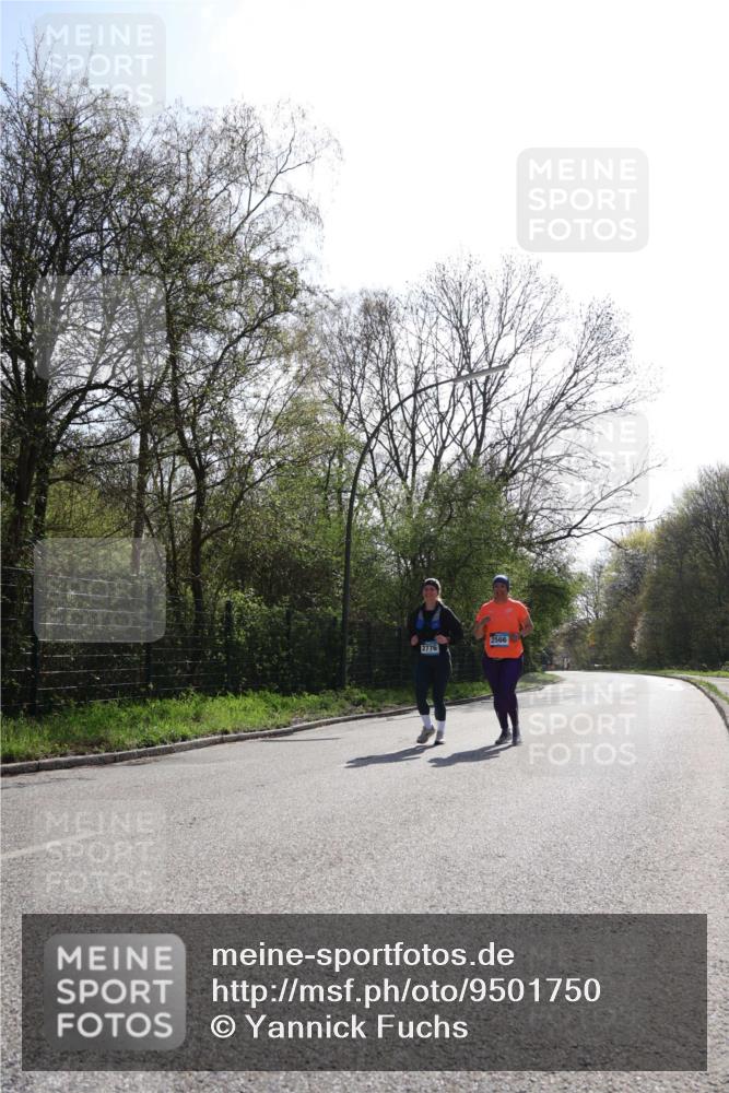 12.04.2026 - 45. Internationalen Wilhelmsburger Insellauf Yannick Fuchs http://msf.ph/oto/9501750 12.04.2026 11:31:46 Laufen 2776, 2566 meine-sportfotos.de