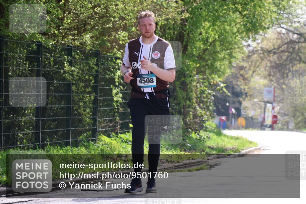 12.04.2026 - 45. Internationalen Wilhelmsburger Insellauf Yannick Fuchs http://msf.ph/oto/9501760 12.04.2026 11:34:04 Laufen 4508 meine-sportfotos.de