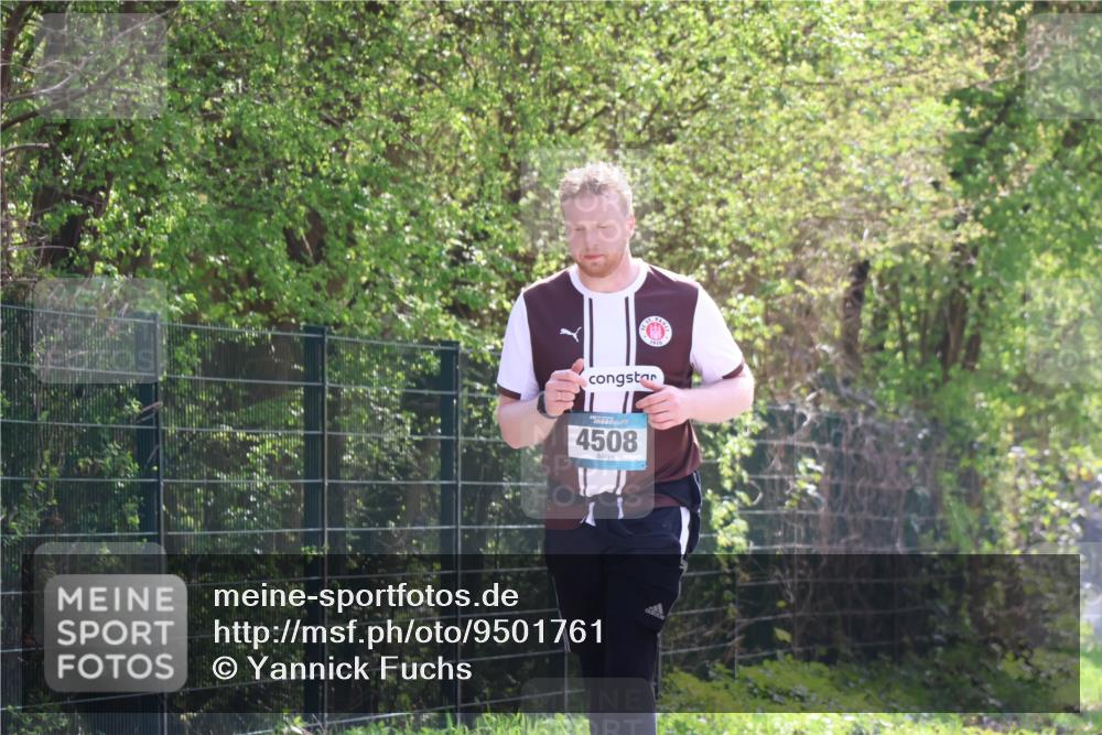 12.04.2026 - 45. Internationalen Wilhelmsburger Insellauf Yannick Fuchs http://msf.ph/oto/9501761 12.04.2026 11:34:06 Laufen 4508 meine-sportfotos.de