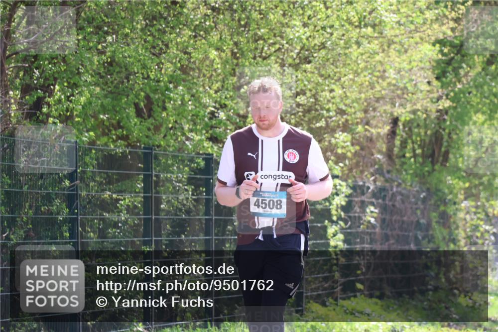 12.04.2026 - 45. Internationalen Wilhelmsburger Insellauf Yannick Fuchs http://msf.ph/oto/9501762 12.04.2026 11:34:06 Laufen 4508 meine-sportfotos.de