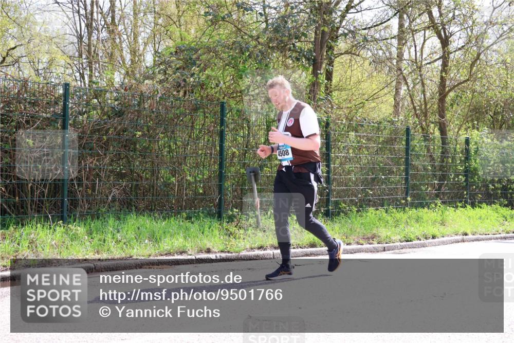 12.04.2026 - 45. Internationalen Wilhelmsburger Insellauf Yannick Fuchs http://msf.ph/oto/9501766 12.04.2026 11:34:12 Laufen 4508 meine-sportfotos.de