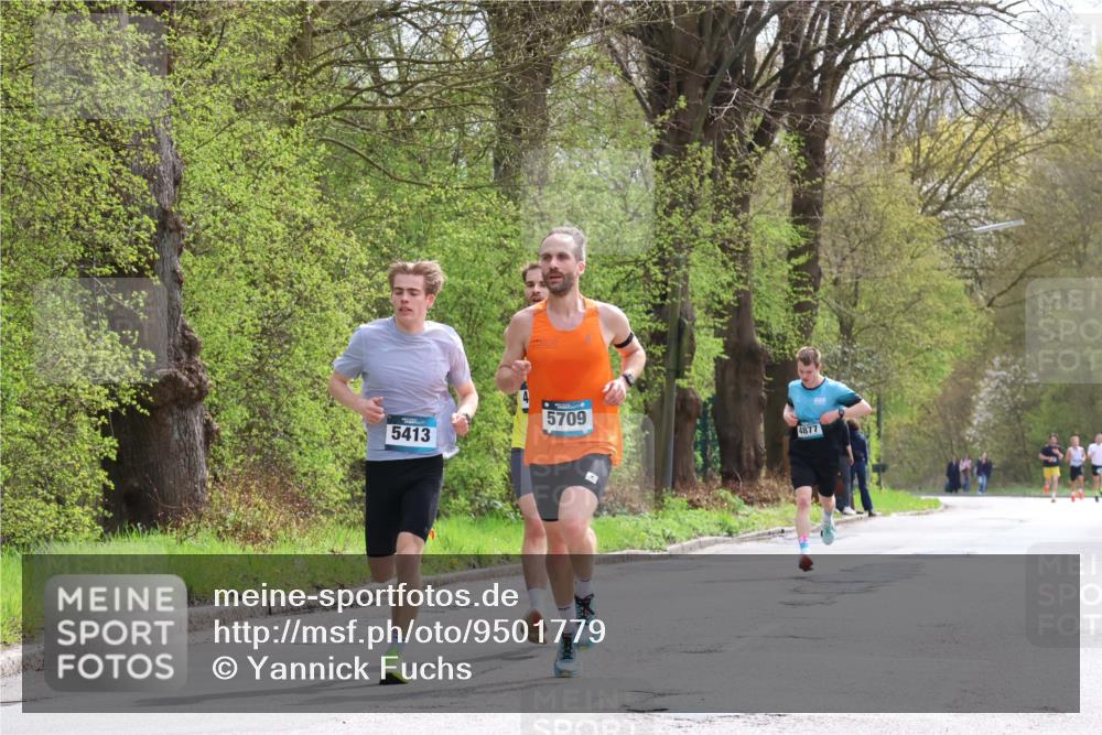 12.04.2026 - 45. Internationalen Wilhelmsburger Insellauf Yannick Fuchs http://msf.ph/oto/9501779 12.04.2026 12:40:18 Laufen 5413, 4, 5709, 4877 meine-sportfotos.de