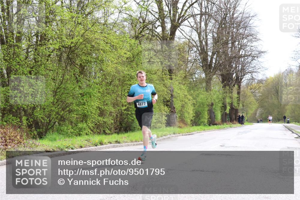 12.04.2026 - 45. Internationalen Wilhelmsburger Insellauf Yannick Fuchs http://msf.ph/oto/9501795 12.04.2026 12:40:23 Laufen 4877 meine-sportfotos.de