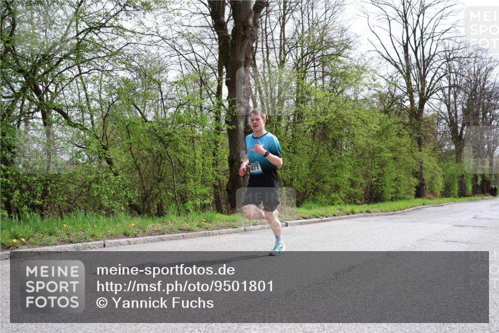12.04.2026 - 45. Internationalen Wilhelmsburger Insellauf Yannick Fuchs http://msf.ph/oto/9501801 12.04.2026 12:40:24 Laufen 4877 meine-sportfotos.de