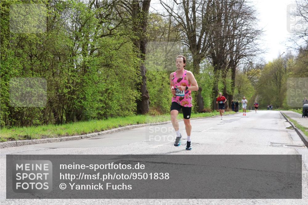 12.04.2026 - 45. Internationalen Wilhelmsburger Insellauf Yannick Fuchs http://msf.ph/oto/9501838 12.04.2026 12:41:13 Laufen 3947 meine-sportfotos.de