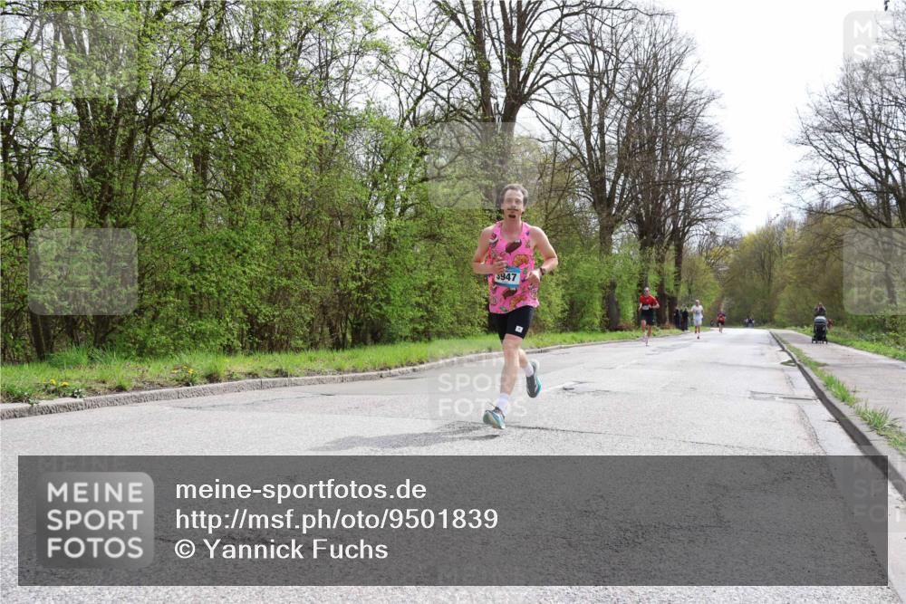 12.04.2026 - 45. Internationalen Wilhelmsburger Insellauf Yannick Fuchs http://msf.ph/oto/9501839 12.04.2026 12:41:13 Laufen 3947 meine-sportfotos.de