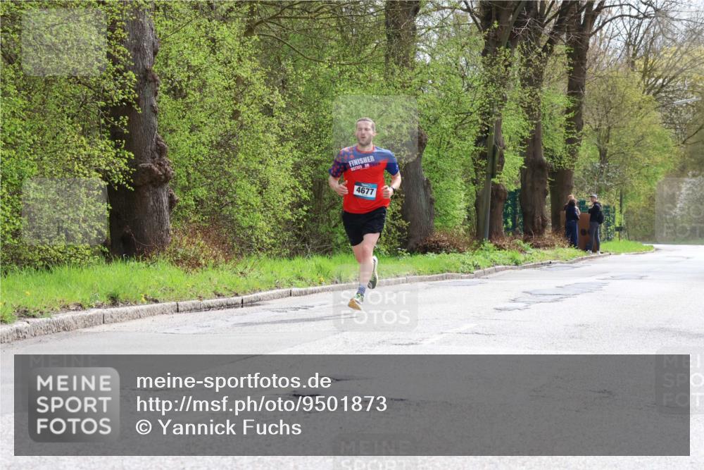 12.04.2026 - 45. Internationalen Wilhelmsburger Insellauf Yannick Fuchs http://msf.ph/oto/9501873 12.04.2026 12:41:24 Laufen 4677 meine-sportfotos.de