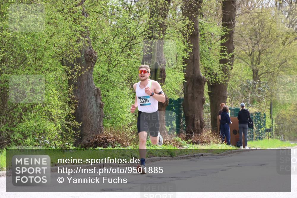 12.04.2026 - 45. Internationalen Wilhelmsburger Insellauf Yannick Fuchs http://msf.ph/oto/9501885 12.04.2026 12:42:03 Laufen 5335 meine-sportfotos.de