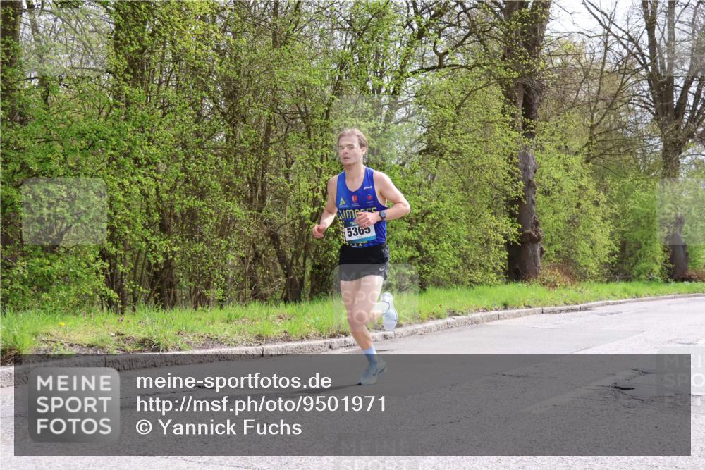 12.04.2026 - 45. Internationalen Wilhelmsburger Insellauf Yannick Fuchs http://msf.ph/oto/9501971 12.04.2026 12:42:52 Laufen 5363 meine-sportfotos.de