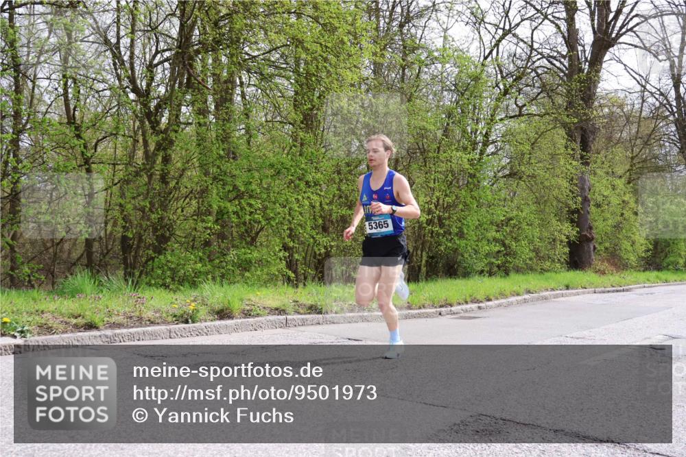12.04.2026 - 45. Internationalen Wilhelmsburger Insellauf Yannick Fuchs http://msf.ph/oto/9501973 12.04.2026 12:42:53 Laufen 5365 meine-sportfotos.de