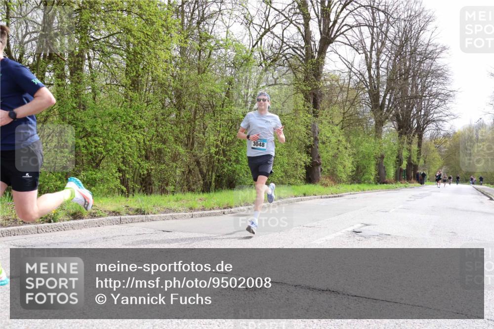 12.04.2026 - 45. Internationalen Wilhelmsburger Insellauf Yannick Fuchs http://msf.ph/oto/9502008 12.04.2026 12:43:04 Laufen 3048 meine-sportfotos.de