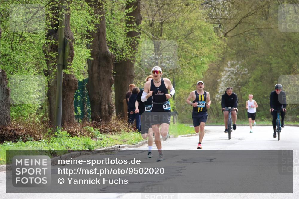 12.04.2026 - 45. Internationalen Wilhelmsburger Insellauf Yannick Fuchs http://msf.ph/oto/9502020 12.04.2026 12:43:07 Laufen 555, 3750, 4656 meine-sportfotos.de