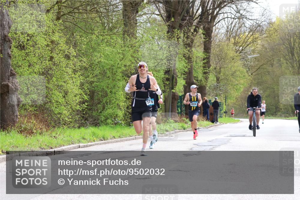 12.04.2026 - 45. Internationalen Wilhelmsburger Insellauf Yannick Fuchs http://msf.ph/oto/9502032 12.04.2026 12:43:11 Laufen 376, 4656 meine-sportfotos.de