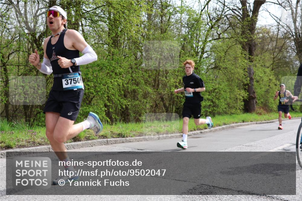 12.04.2026 - 45. Internationalen Wilhelmsburger Insellauf Yannick Fuchs http://msf.ph/oto/9502047 12.04.2026 12:43:14 Laufen 3750, 5556 meine-sportfotos.de