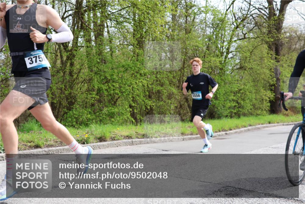 12.04.2026 - 45. Internationalen Wilhelmsburger Insellauf Yannick Fuchs http://msf.ph/oto/9502048 12.04.2026 12:43:15 Laufen 375, 5556 meine-sportfotos.de