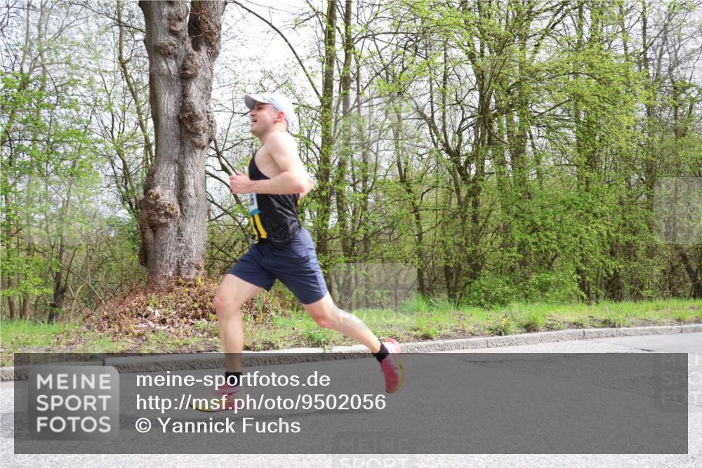 12.04.2026 - 45. Internationalen Wilhelmsburger Insellauf Yannick Fuchs http://msf.ph/oto/9502056 12.04.2026 12:43:17 Laufen  meine-sportfotos.de