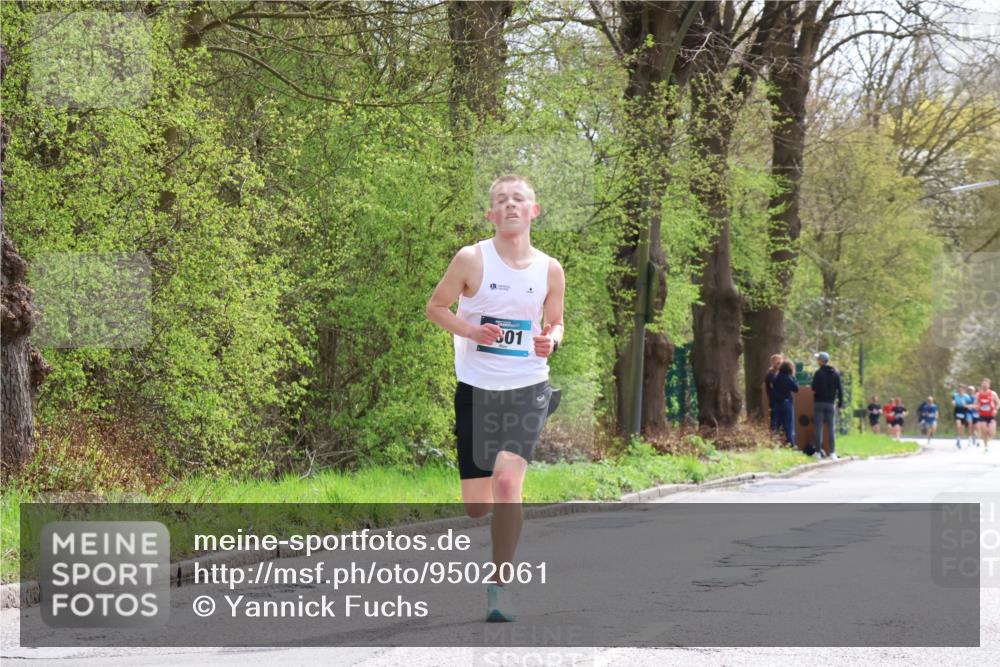 12.04.2026 - 45. Internationalen Wilhelmsburger Insellauf Yannick Fuchs http://msf.ph/oto/9502061 12.04.2026 12:43:25 Laufen 01 meine-sportfotos.de