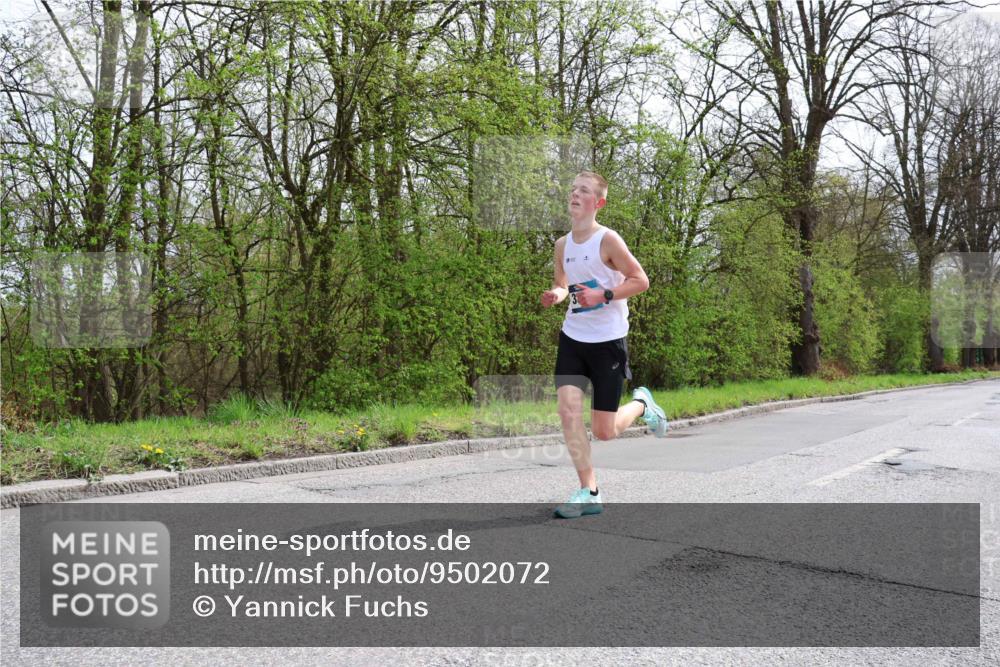 12.04.2026 - 45. Internationalen Wilhelmsburger Insellauf Yannick Fuchs http://msf.ph/oto/9502072 12.04.2026 12:43:28 Laufen  meine-sportfotos.de