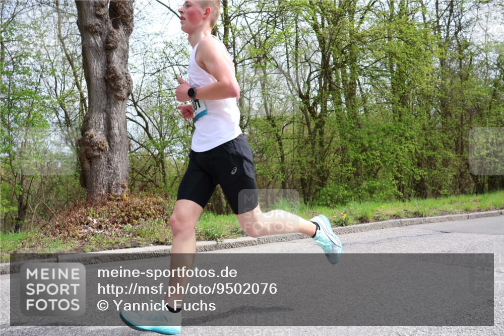 12.04.2026 - 45. Internationalen Wilhelmsburger Insellauf Yannick Fuchs http://msf.ph/oto/9502076 12.04.2026 12:43:28 Laufen  meine-sportfotos.de
