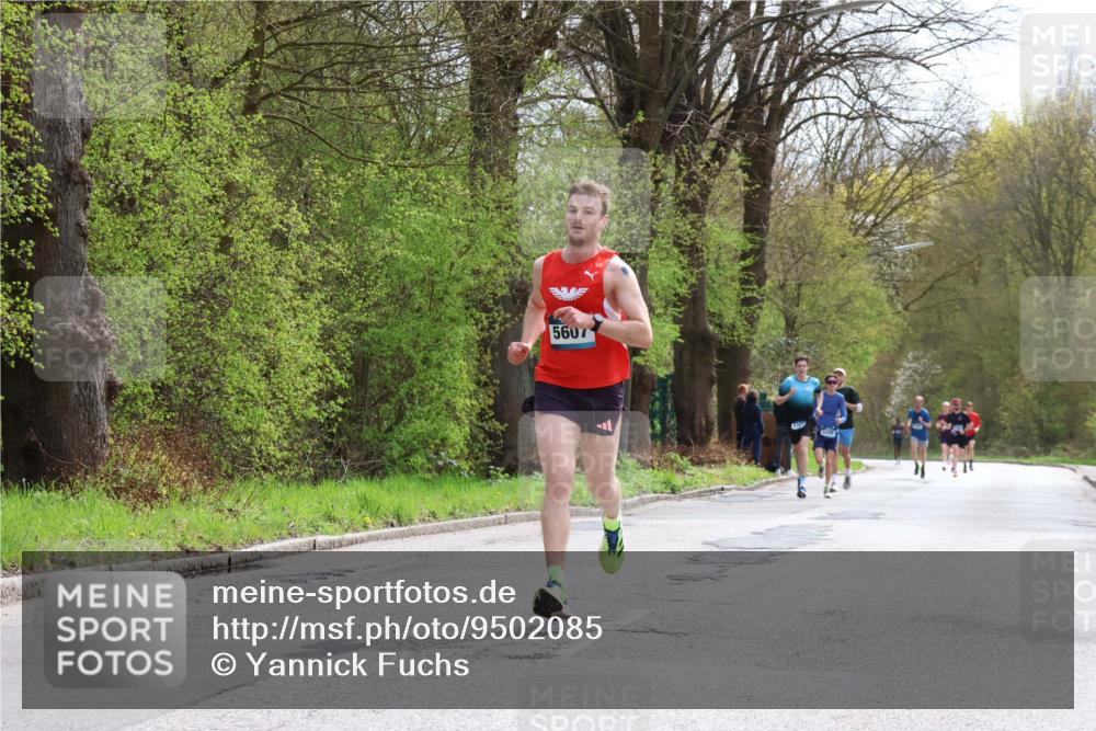 12.04.2026 - 45. Internationalen Wilhelmsburger Insellauf Yannick Fuchs http://msf.ph/oto/9502085 12.04.2026 12:43:42 Laufen 5607 meine-sportfotos.de