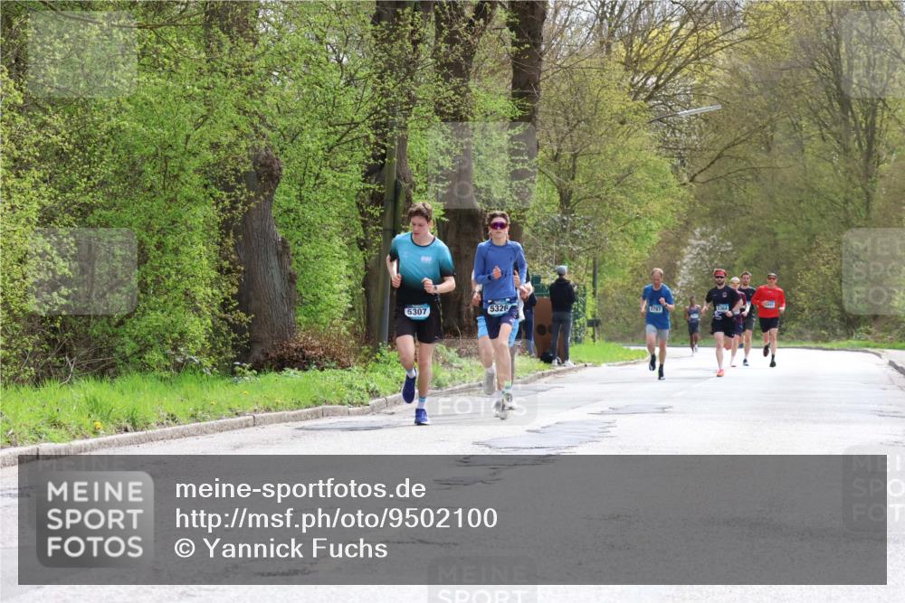 12.04.2026 - 45. Internationalen Wilhelmsburger Insellauf Yannick Fuchs http://msf.ph/oto/9502100 12.04.2026 12:43:46 Laufen 5307, 5326, 2787 meine-sportfotos.de