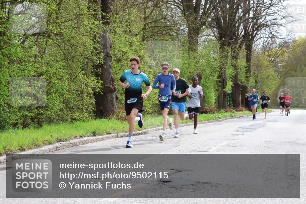 12.04.2026 - 45. Internationalen Wilhelmsburger Insellauf Yannick Fuchs http://msf.ph/oto/9502115 12.04.2026 12:43:49 Laufen 5307, 5326, 10, 5853, 2767 meine-sportfotos.de