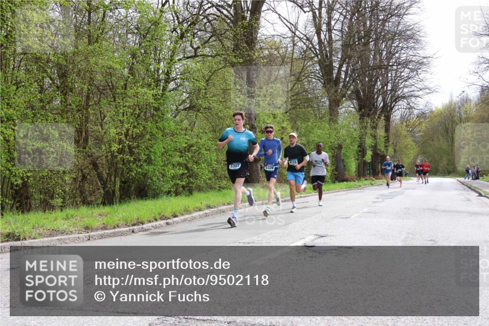 12.04.2026 - 45. Internationalen Wilhelmsburger Insellauf Yannick Fuchs http://msf.ph/oto/9502118 12.04.2026 12:43:50 Laufen 4110, 5853, 5307, 5326 meine-sportfotos.de