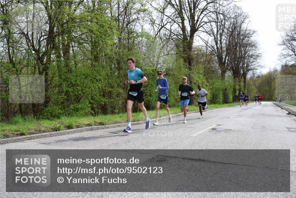 12.04.2026 - 45. Internationalen Wilhelmsburger Insellauf Yannick Fuchs http://msf.ph/oto/9502123 12.04.2026 12:43:51 Laufen 4110, 5307, 5326 meine-sportfotos.de