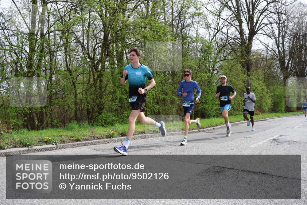 12.04.2026 - 45. Internationalen Wilhelmsburger Insellauf Yannick Fuchs http://msf.ph/oto/9502126 12.04.2026 12:43:52 Laufen 5307, 5326, 4110 meine-sportfotos.de
