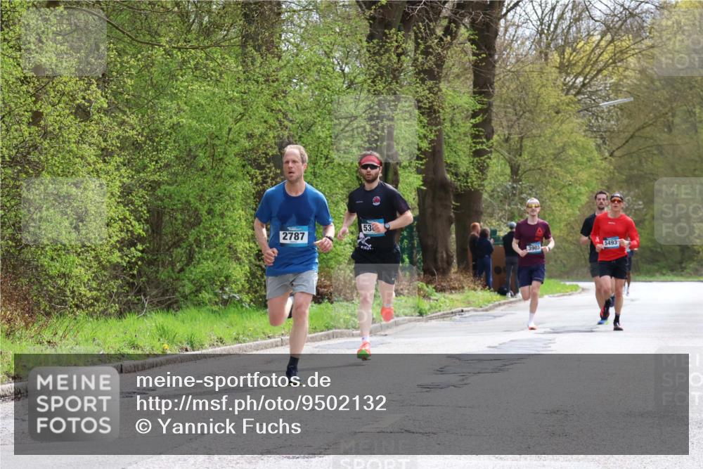 12.04.2026 - 45. Internationalen Wilhelmsburger Insellauf Yannick Fuchs http://msf.ph/oto/9502132 12.04.2026 12:43:54 Laufen 2787, 53, 3903, 5493 meine-sportfotos.de