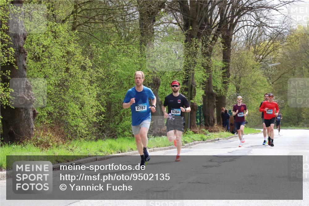 12.04.2026 - 45. Internationalen Wilhelmsburger Insellauf Yannick Fuchs http://msf.ph/oto/9502135 12.04.2026 12:43:54 Laufen 2787, 5364, 3903, 5493 meine-sportfotos.de