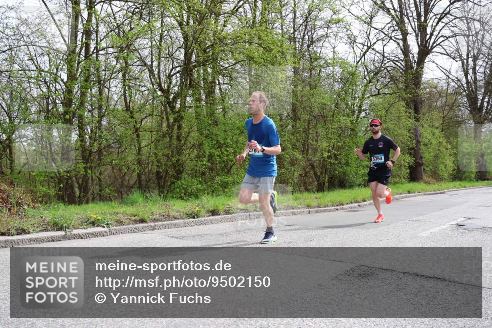12.04.2026 - 45. Internationalen Wilhelmsburger Insellauf Yannick Fuchs http://msf.ph/oto/9502150 12.04.2026 12:43:57 Laufen 278, 5364 meine-sportfotos.de