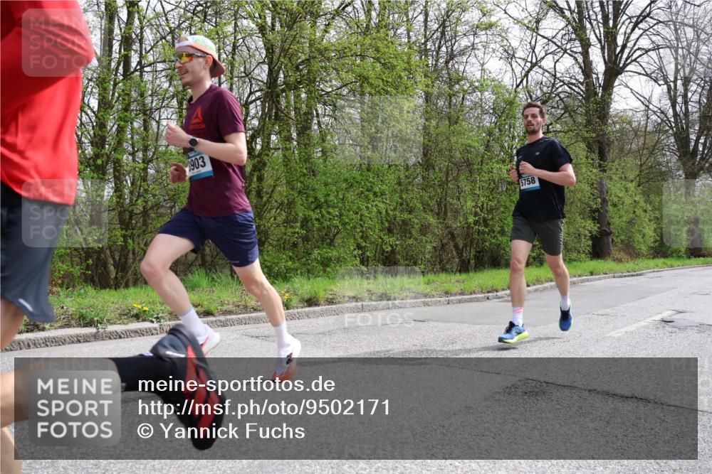 12.04.2026 - 45. Internationalen Wilhelmsburger Insellauf Yannick Fuchs http://msf.ph/oto/9502171 12.04.2026 12:44:02 Laufen 1903, 5758 meine-sportfotos.de